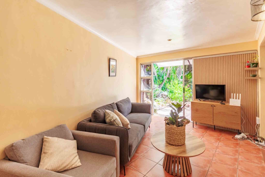 2 Bedroom Property for Sale in Table View Western Cape